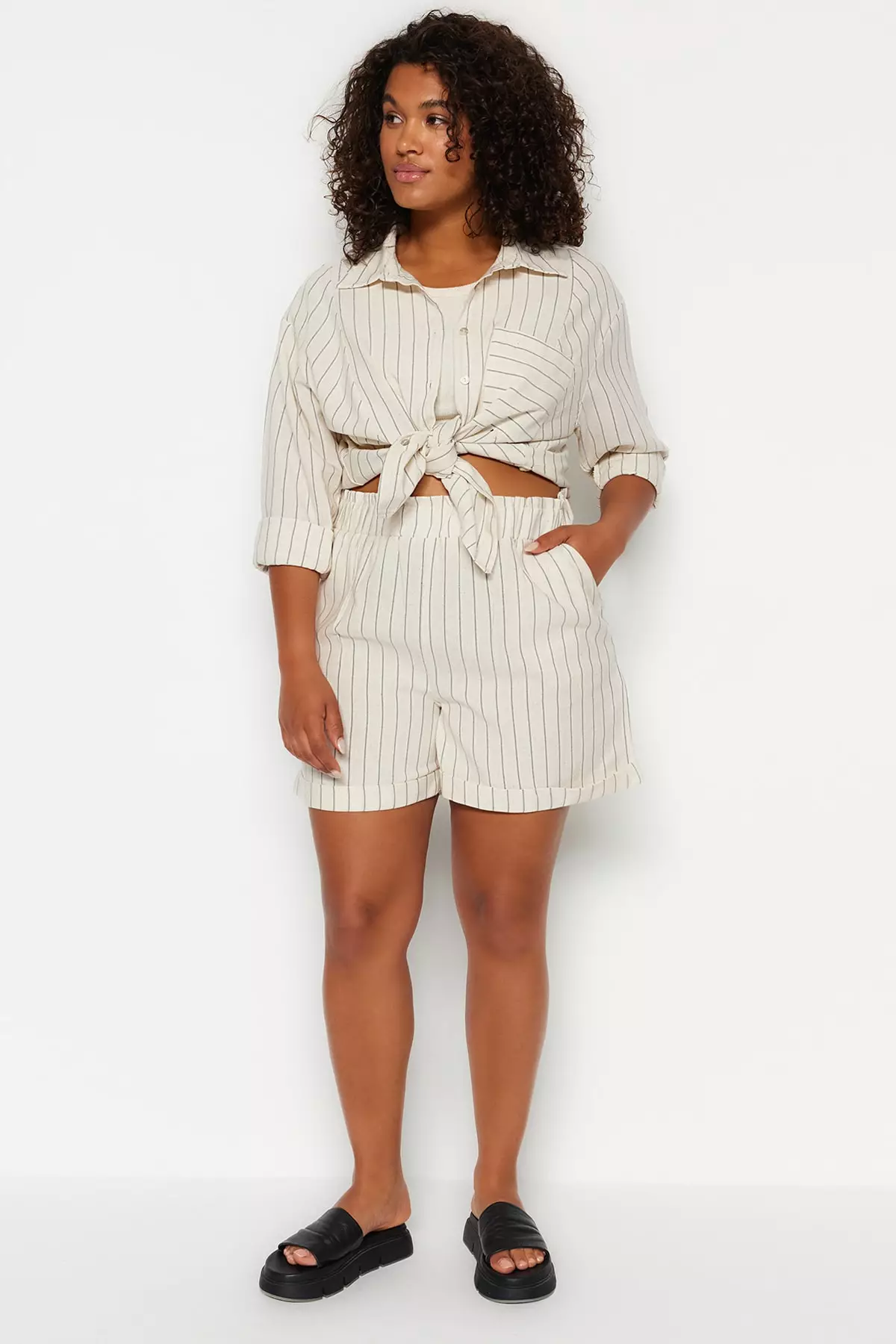 White linen shorts plus size sale