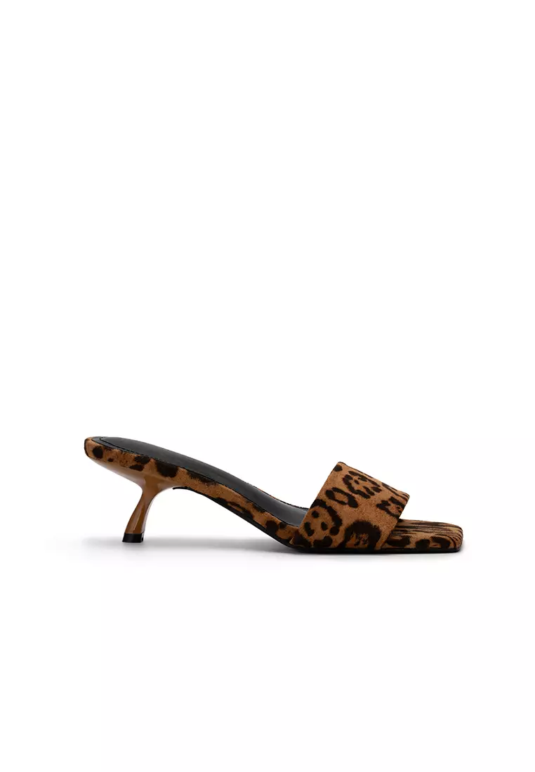 Discount on Nose  shoes - SKU: LEOPARD PRINT WITH SCULPTURE HEEL SLIDE