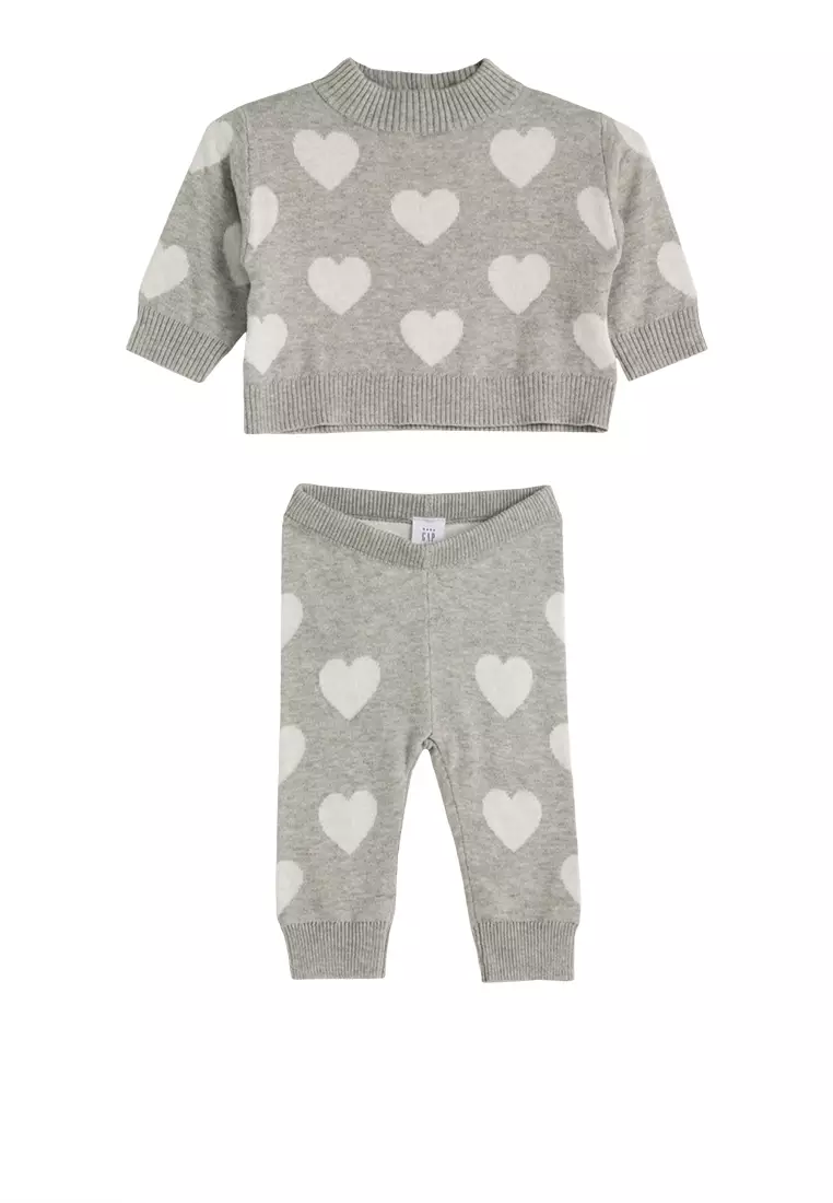 Gap heart sweater online