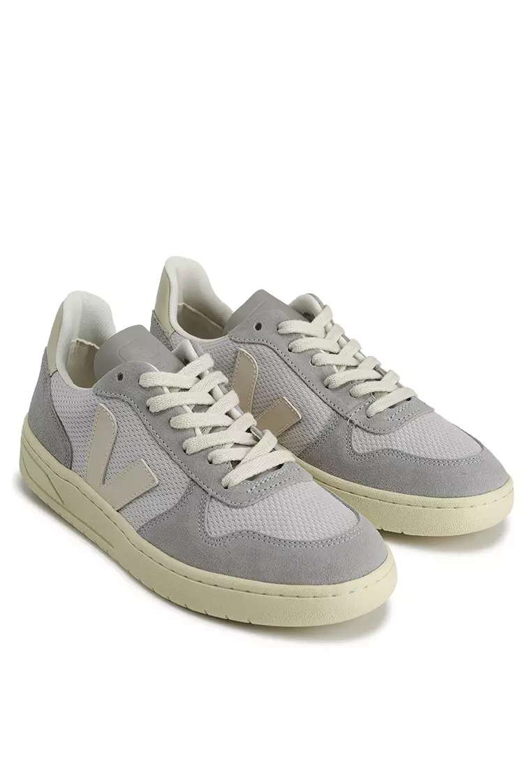 V-10 Alveomesh Sneakers