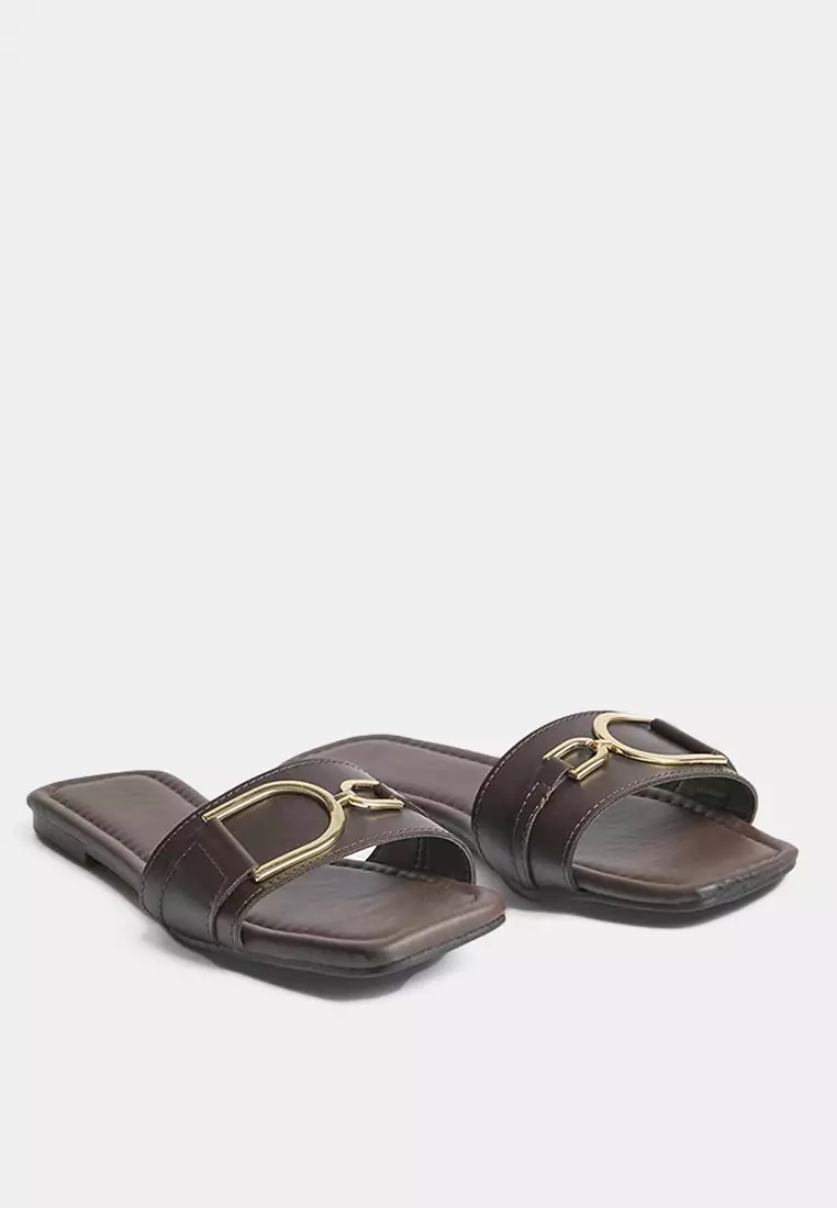 Flat Sandals