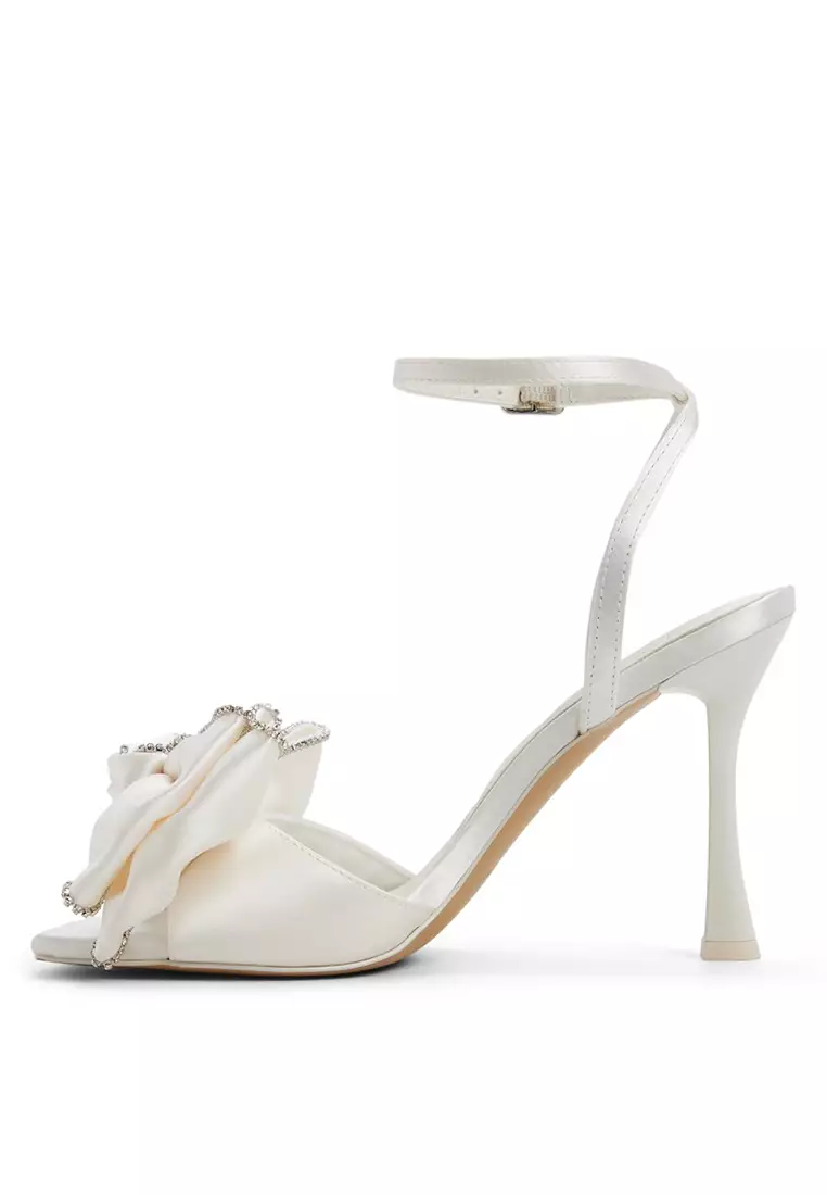 Tinsel Heels