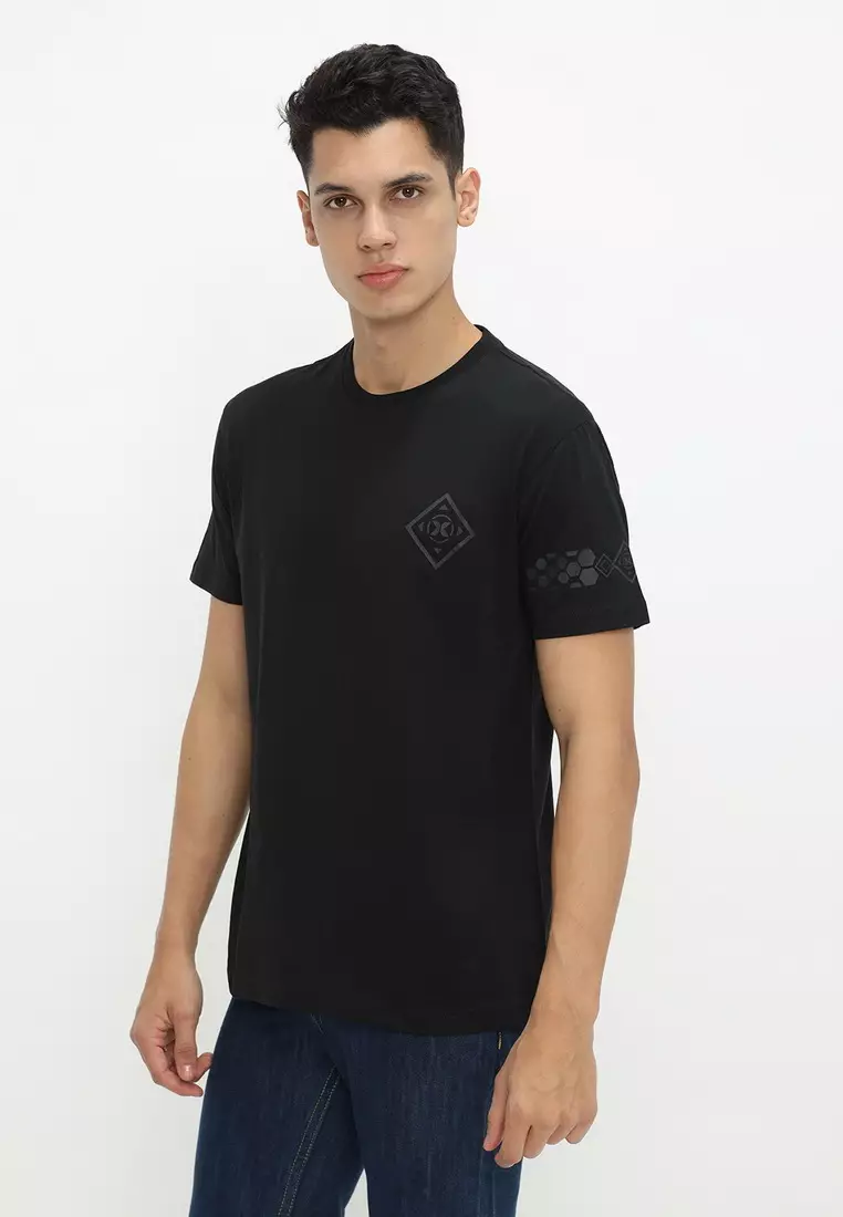 XTRAORDINARY (XO) T-Shirt Cotton Combed Pria 207290031