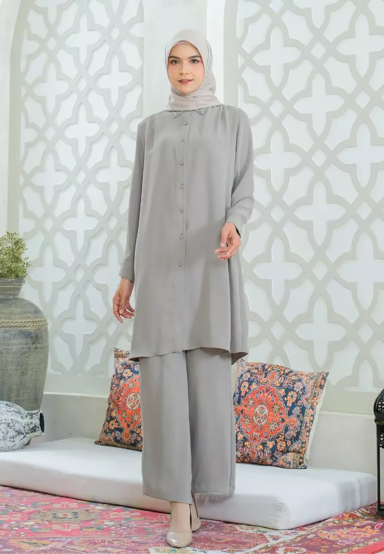 Kemeja Wanita Dengan Detail Payet Dikerah Warna hijau By Brilliant Girl Warna kemeja hijau