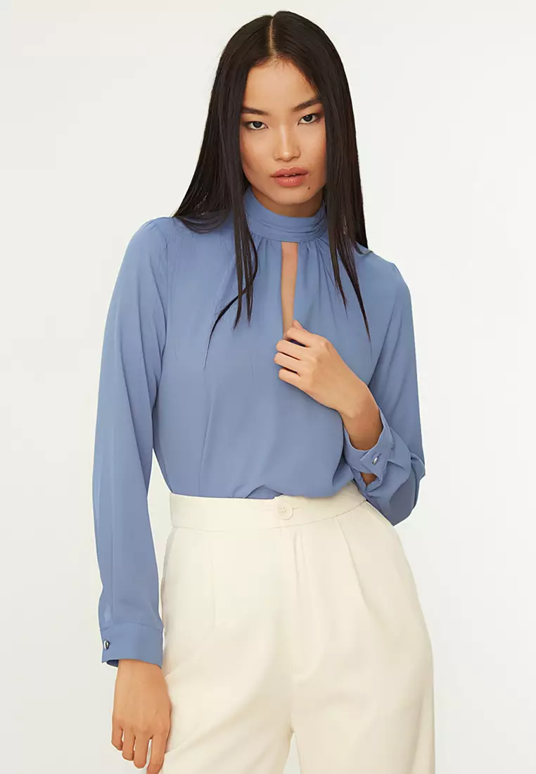 Woven Knot Front Collar Longline Blouse