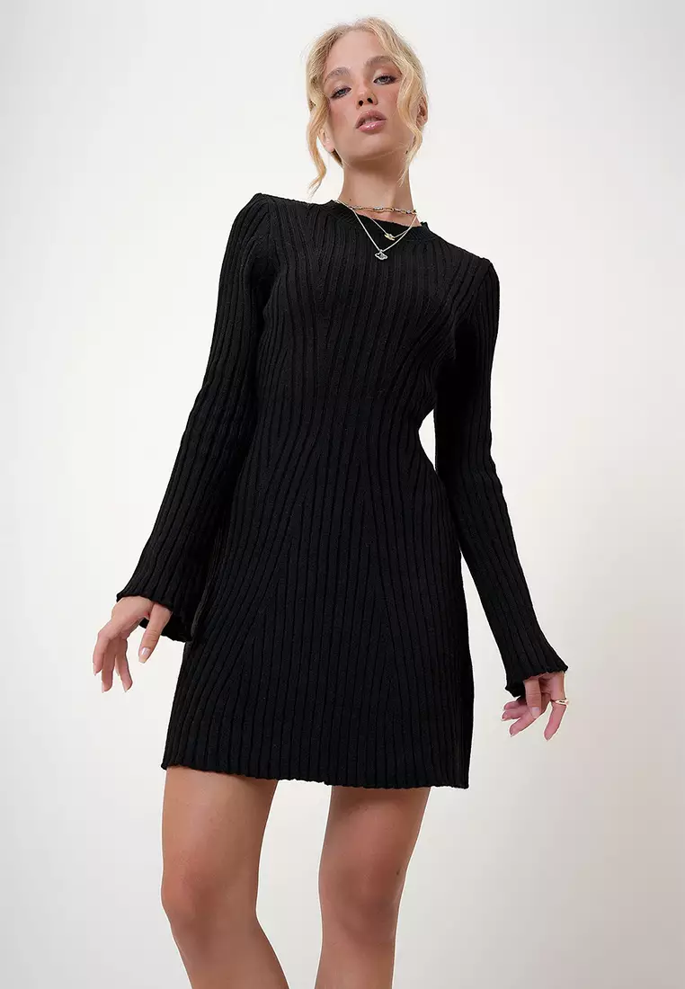 Crew Neck Knit Dress