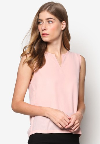 Essential Front Open Sleeveless Blouse