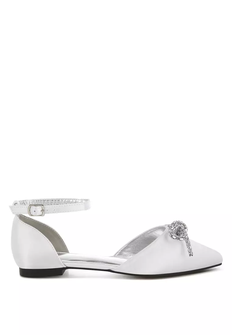 Rhinestone Detail Bow Flat Sandals in White