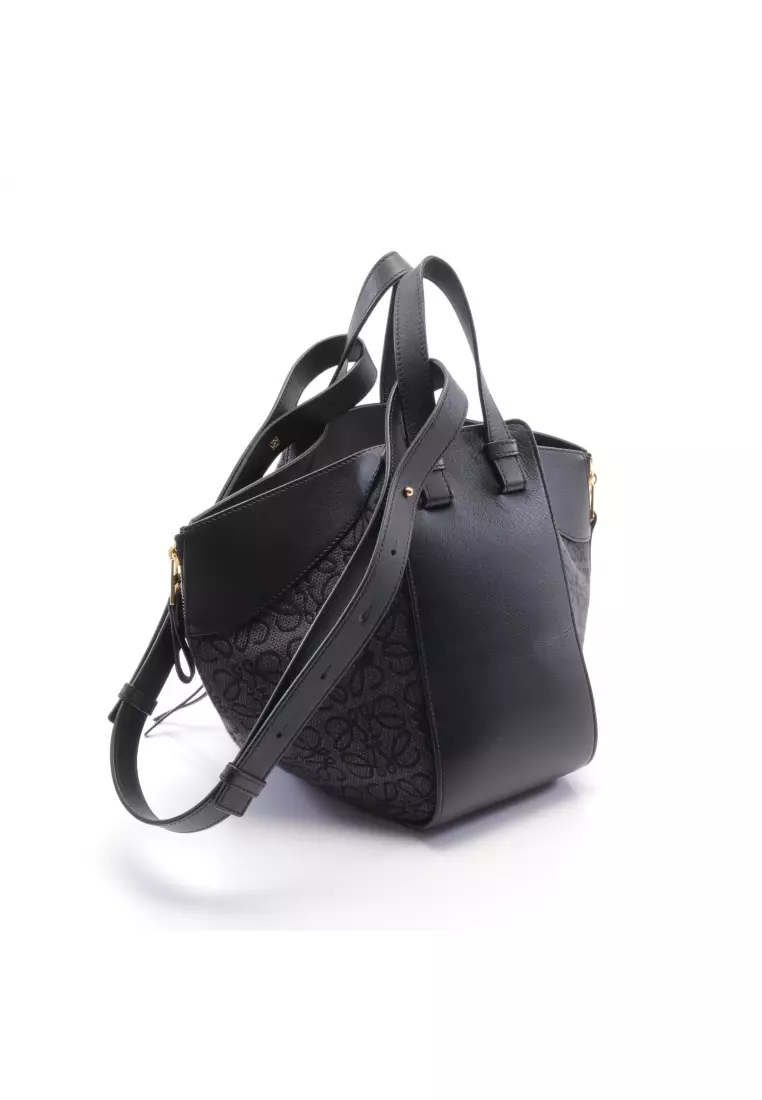 LOEWE Pre loved LOEWE HAMMOCK SMALL hammock Small Handbag leather