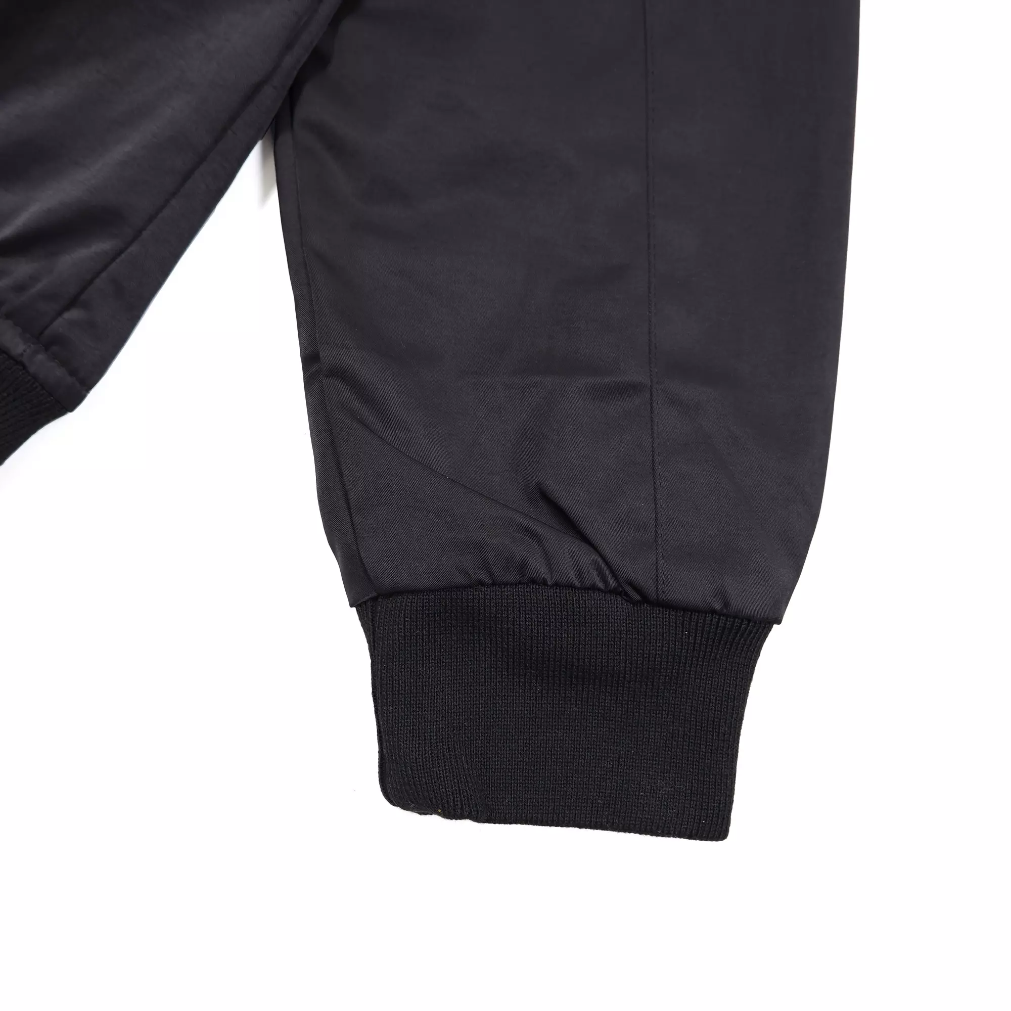 Watchout Pakaian Pria Bomber Barnet Jacket - JJ300320001