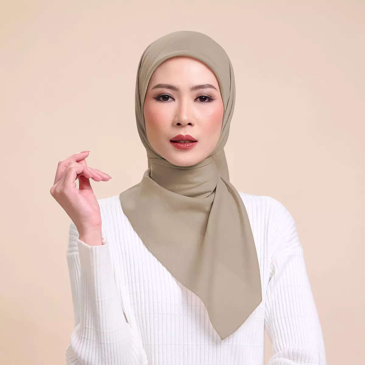ZM Zaskia Mecca - Shera Cookie Hijab Ultrafine Voal Shiny - Kerudung Segi Empat Wangi Premium