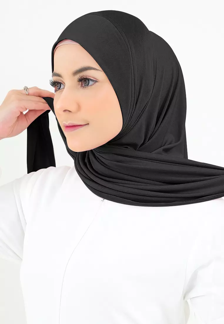 Cotton Bee - Hijab Segitiga Instan Syahira Jersey - Black