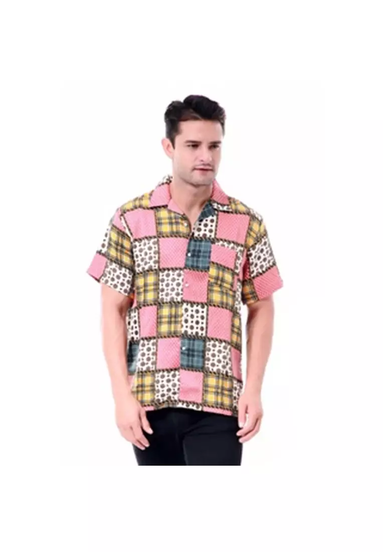 Leopold Kemeja Lengan Pendek Pria Casual Shirt Motif Abstrak Material Cotton ORIGINAL - Pink
