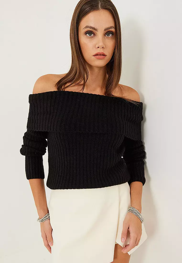 Lace Collar Knitwear Blouse