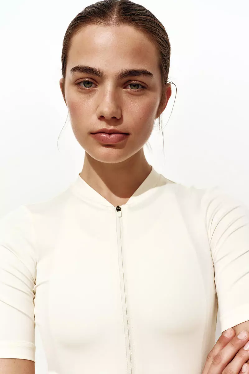 Cycling T-shirt with DryMove™