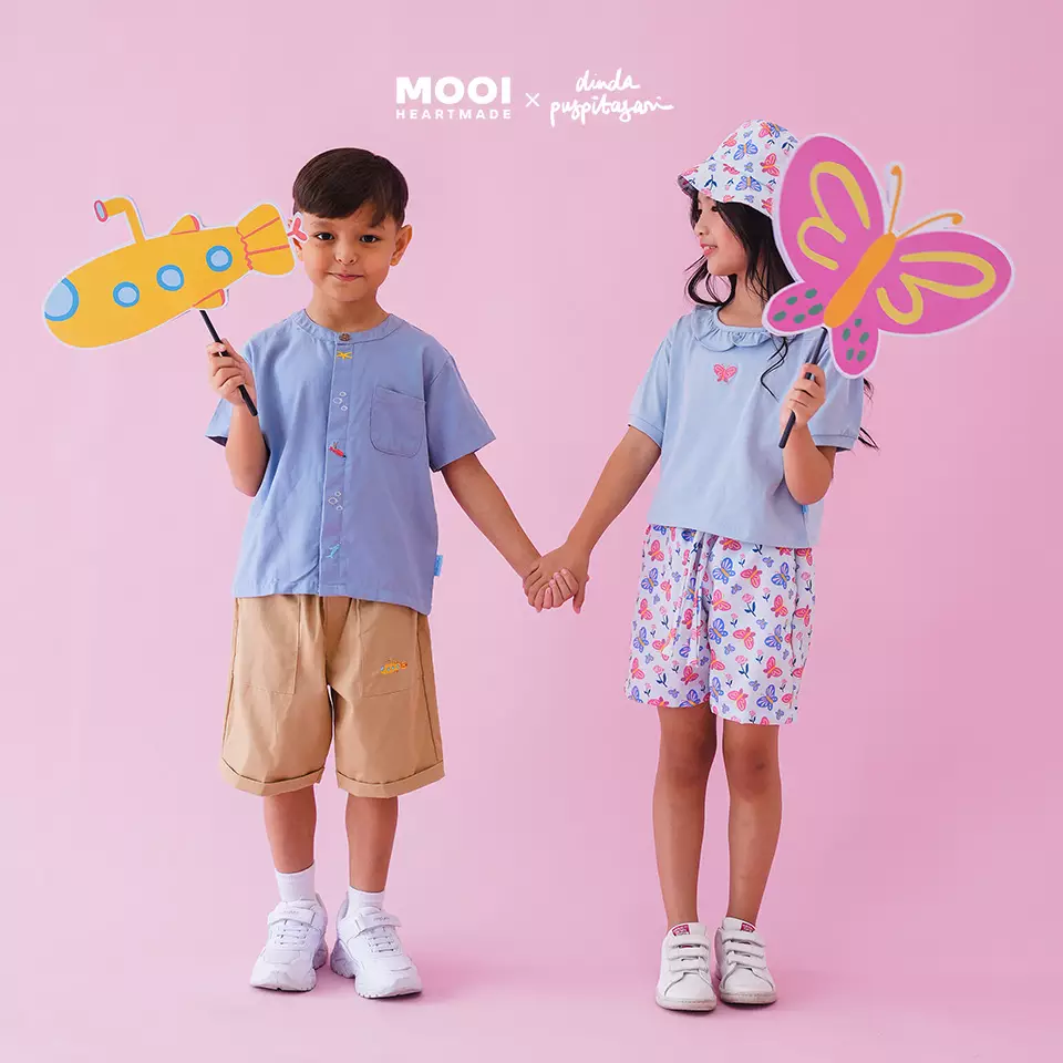 Mooi X Dinda Puspitasari Kemeja Anak Laki-laki Rue Pocket Shirt - Classic Blue