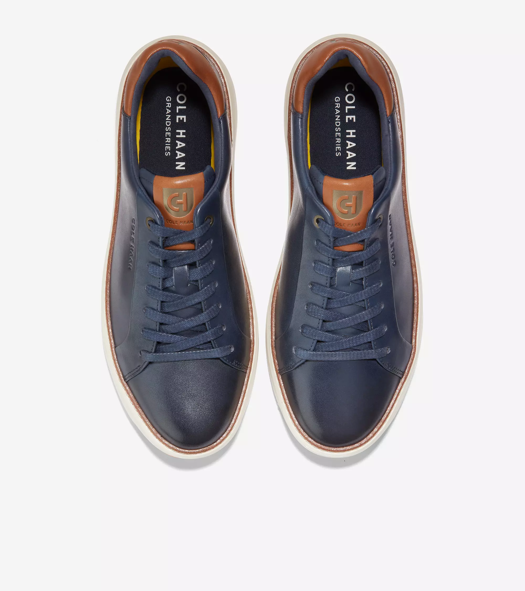 Cole Haan Man Gp Topspin Sneaker:Nvy Blzr Lthr/Ivry - Sepatu Pria (Biru)