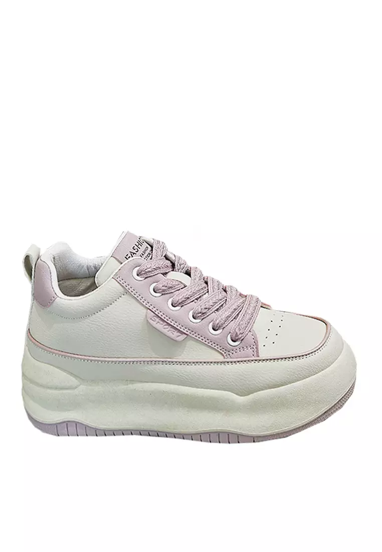 Casual shoes white discount color
