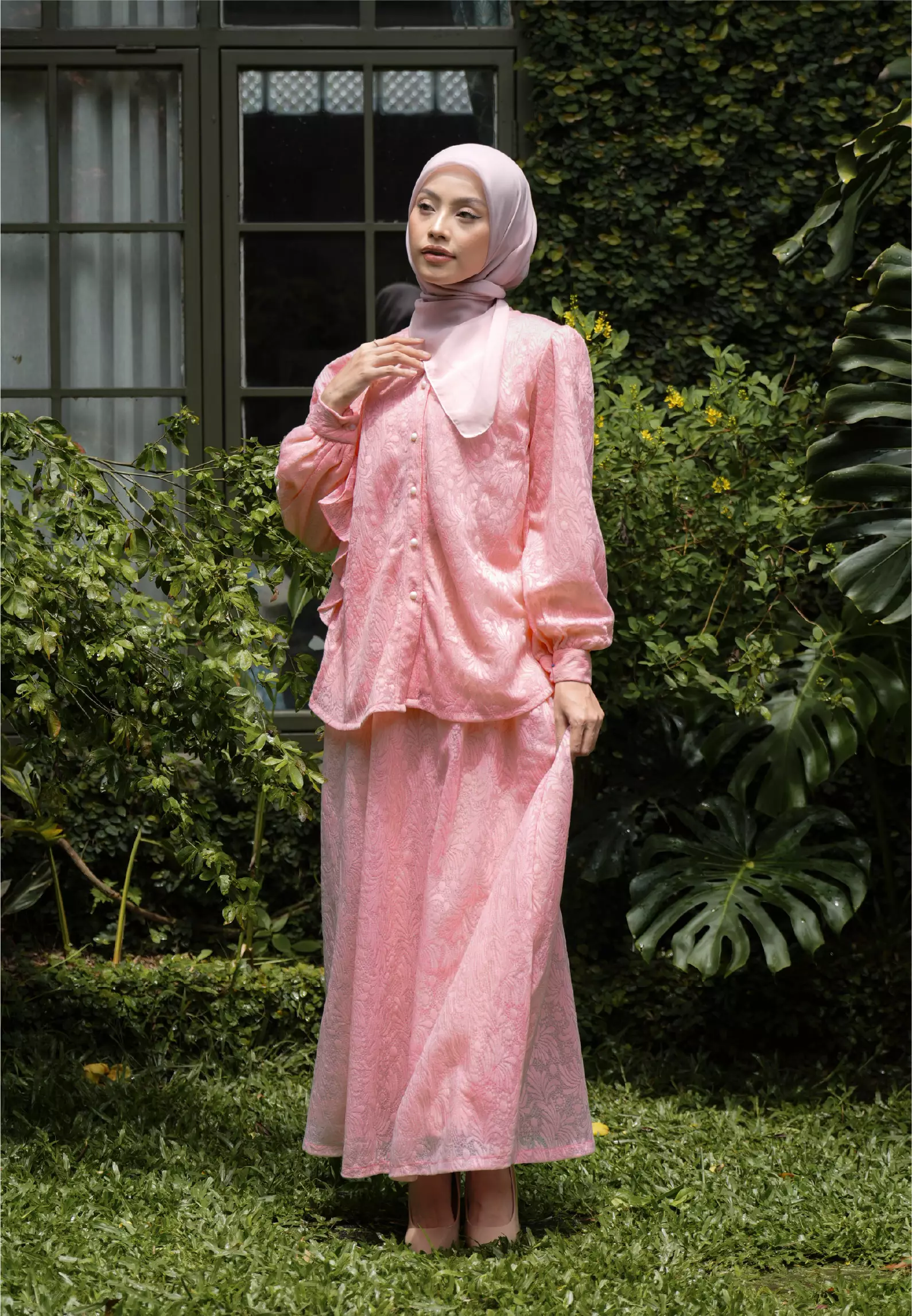 Juwita Blouse - Peony