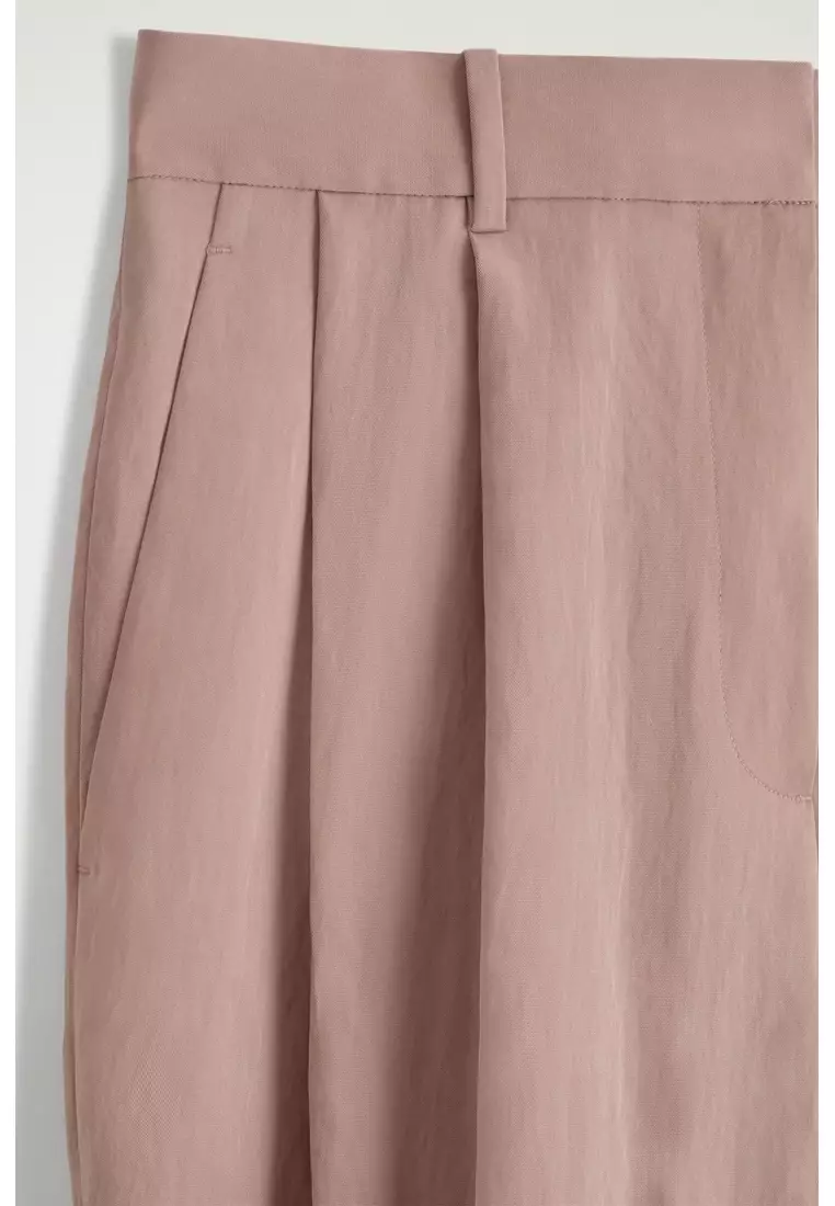 RELAXED FLUID WIDE-LEG TROUSERS
