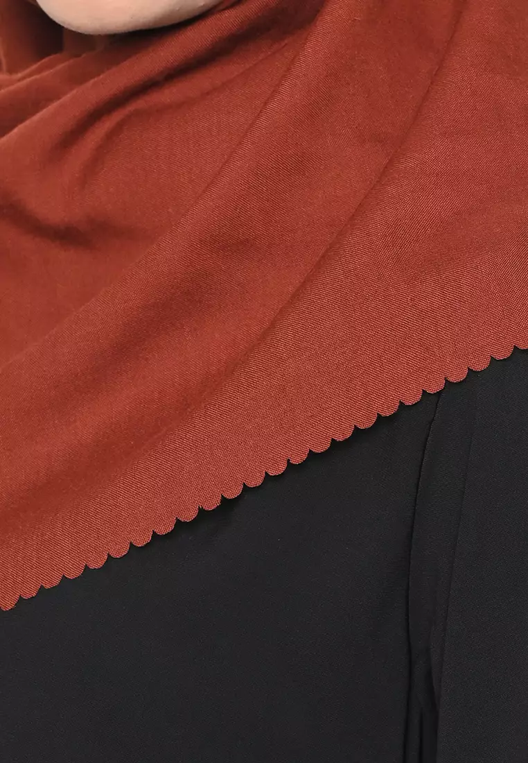 Hijab Square Voal Aisyah Sangria Lasercut