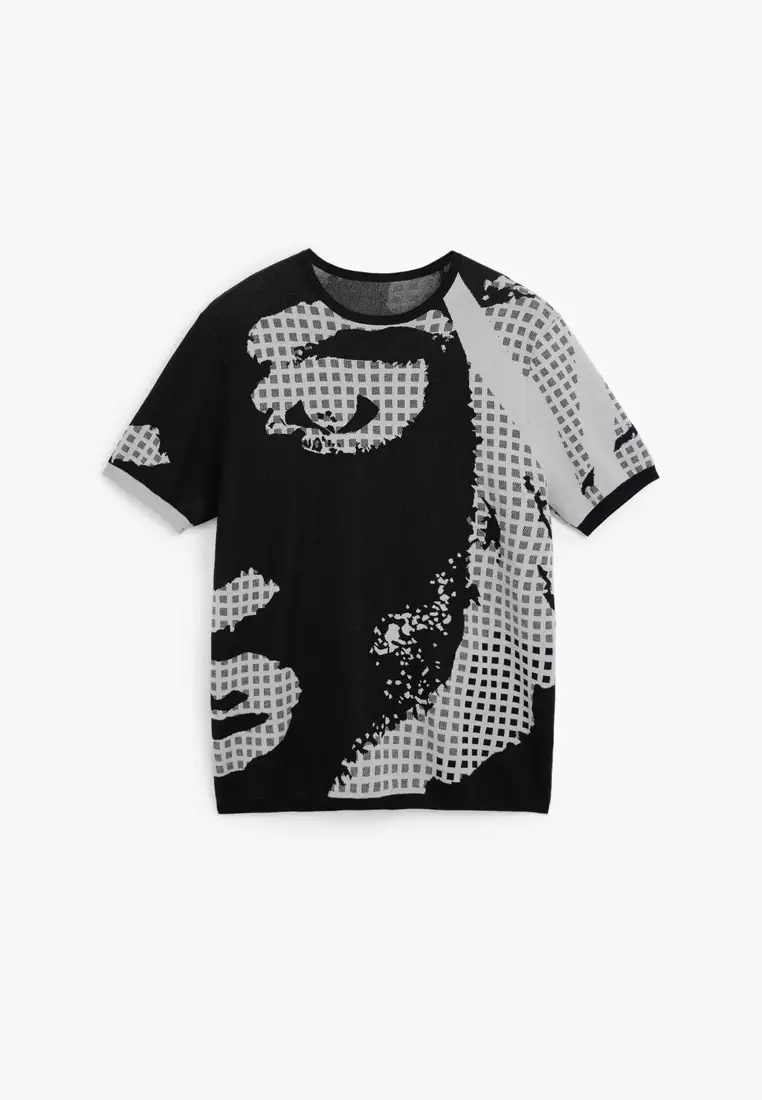 Face print T-shirt