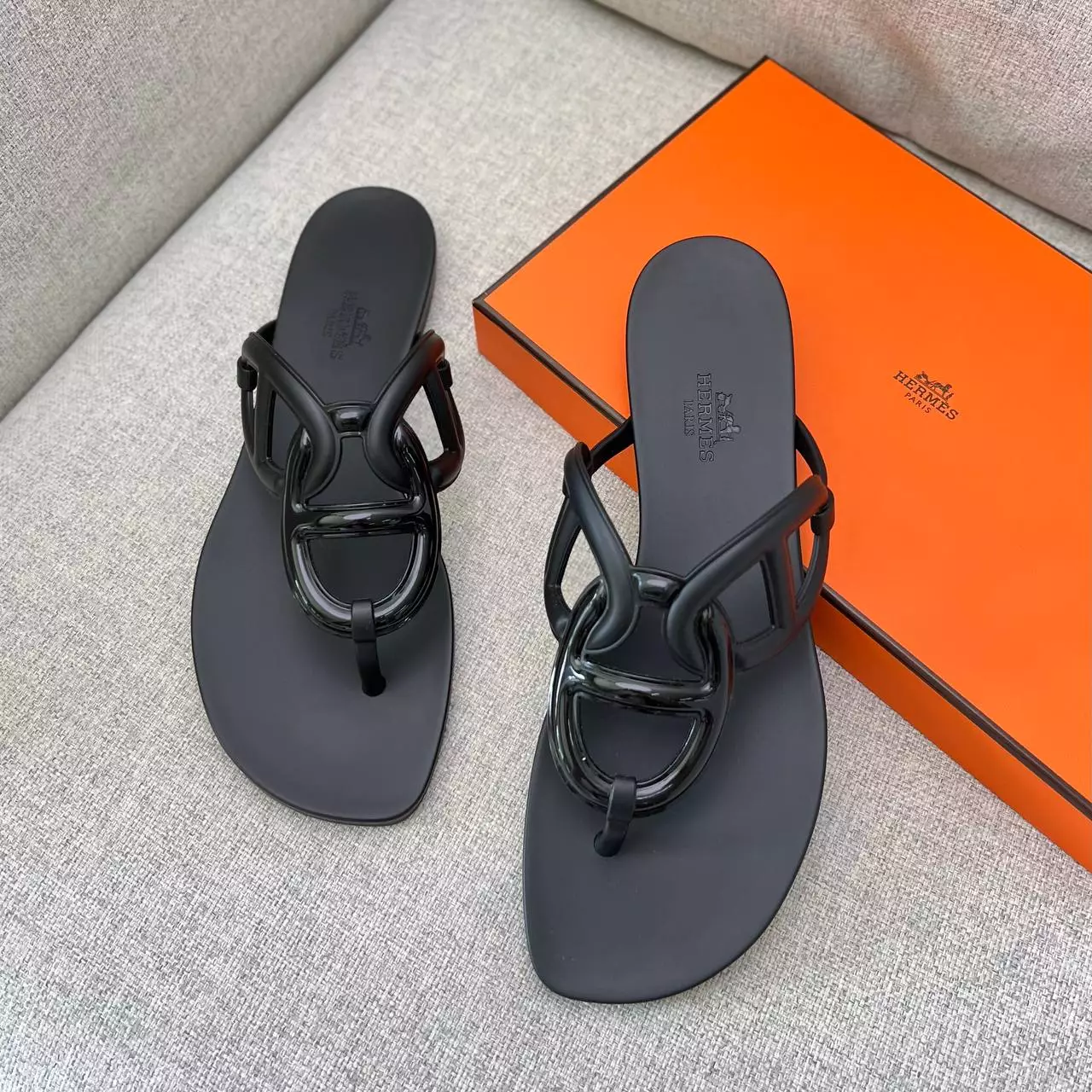 Sandal jepit hermes on sale