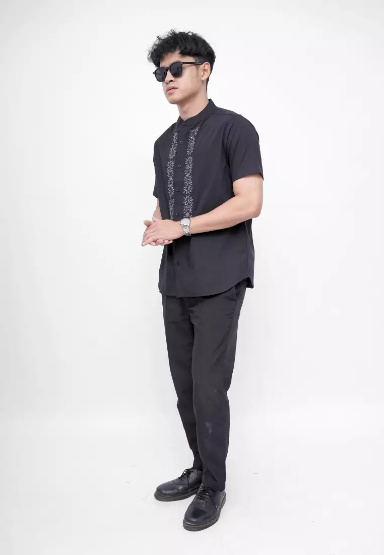 Ryusei Kemeja Kerah Koko Lengan Pendek Kagami Black