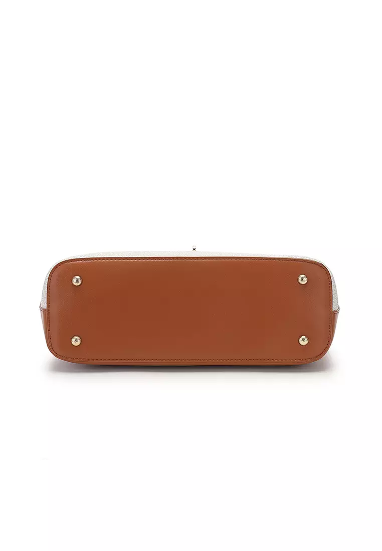 Women's Top Handle Bag / Sling Bag / Crossbody Bag / Shoulder Bag (手拿袋 / 斜孭袋 / 單肩包) - 白色