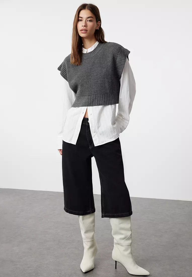 Anthracite Crop Crew Neck Knitwear Sweater TWOAW24SV00005