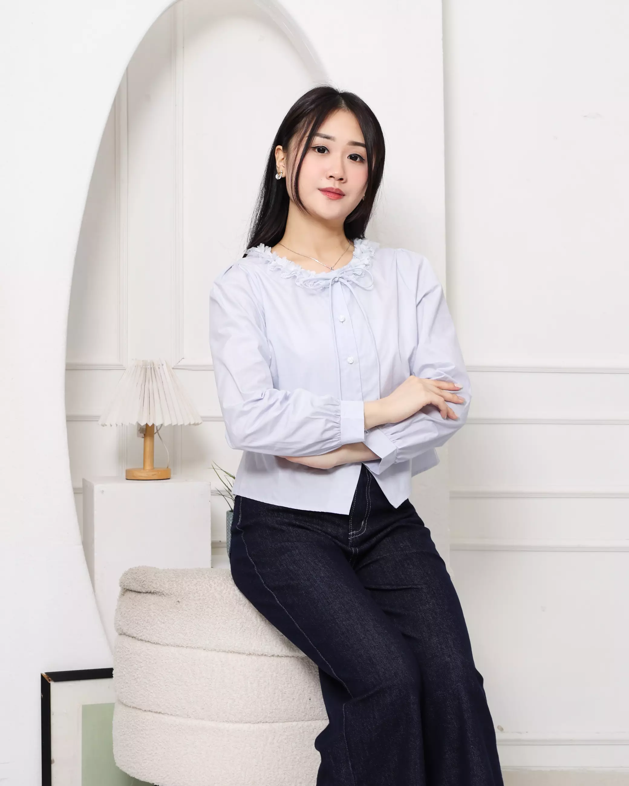 Gyuri Blouse Flower Button in Light Blue