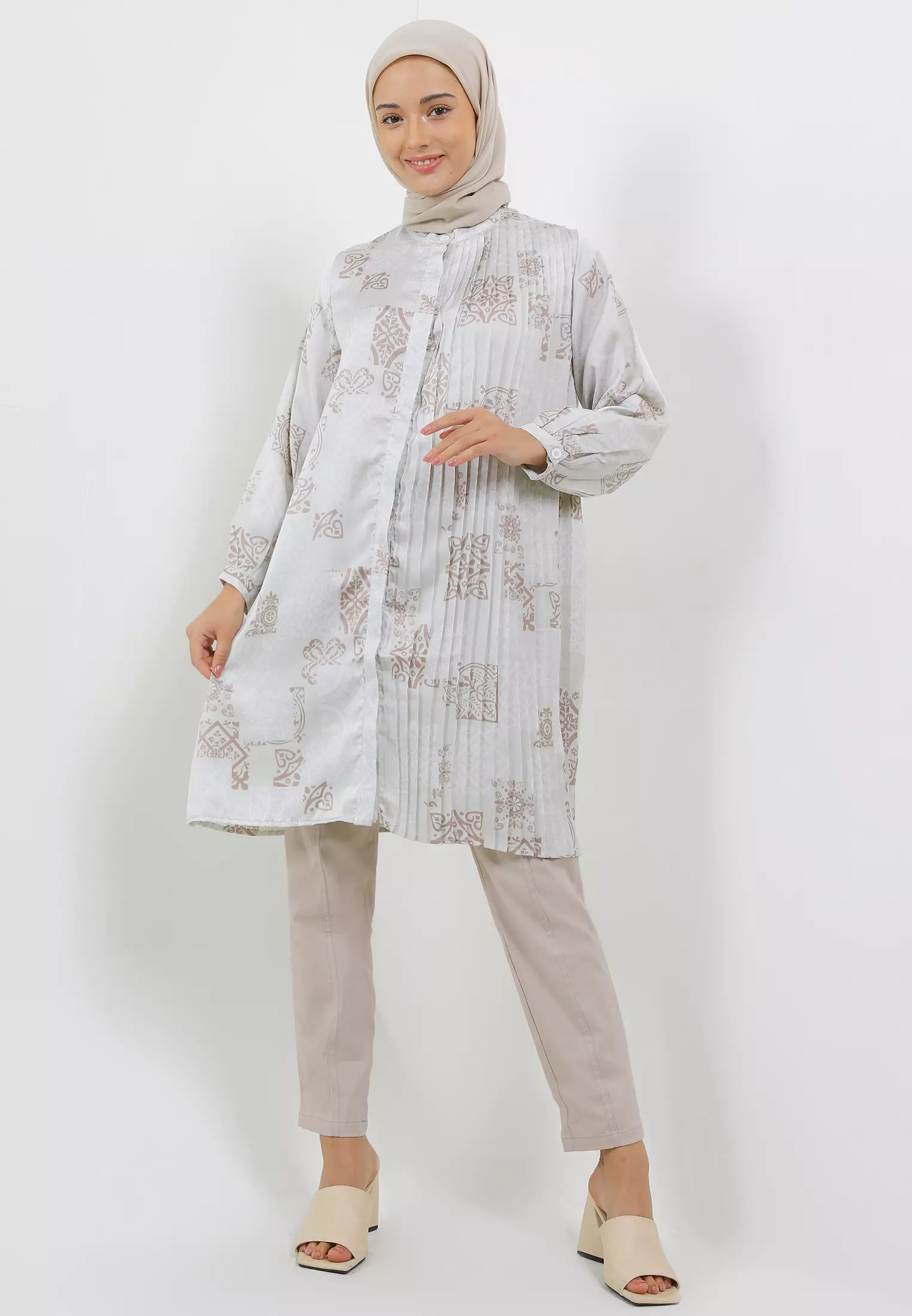 MFMW Geniara Tunik Plisket Sage Motif