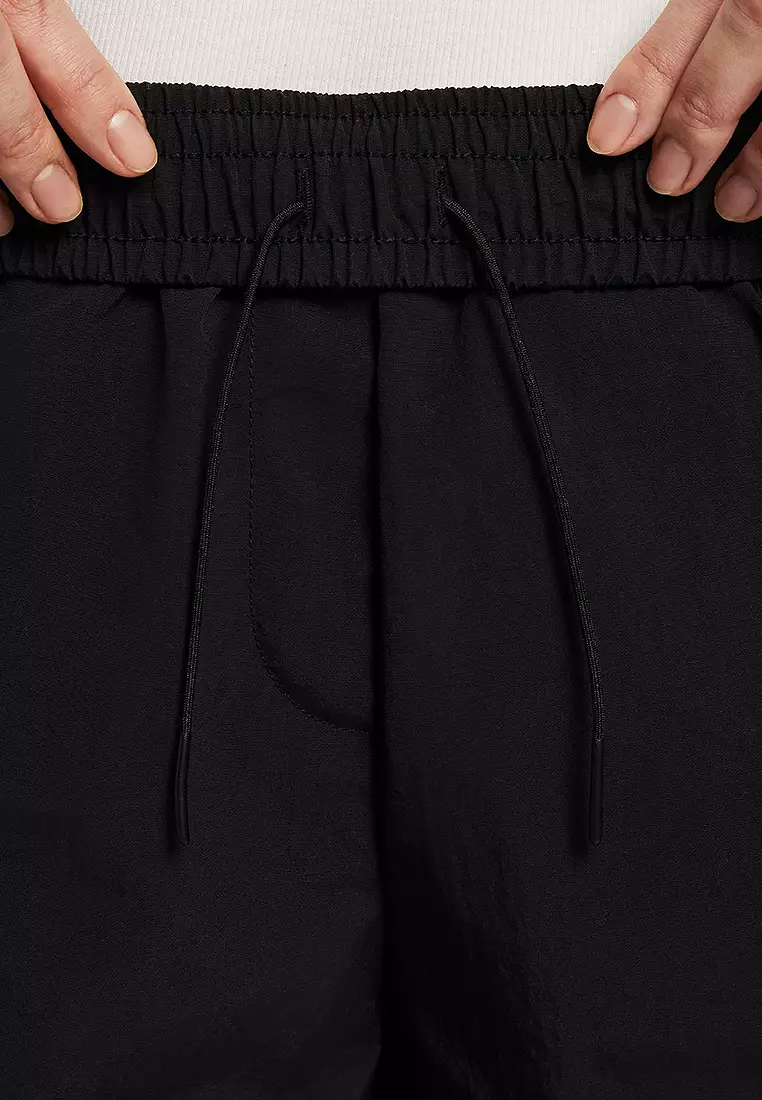 Sportswear Everything Wovens High-Waisted 9" Shorts