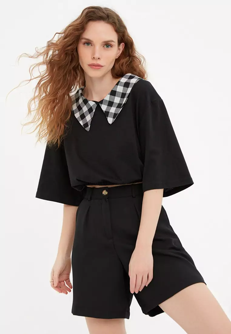 Pleated Bermuda Shorts