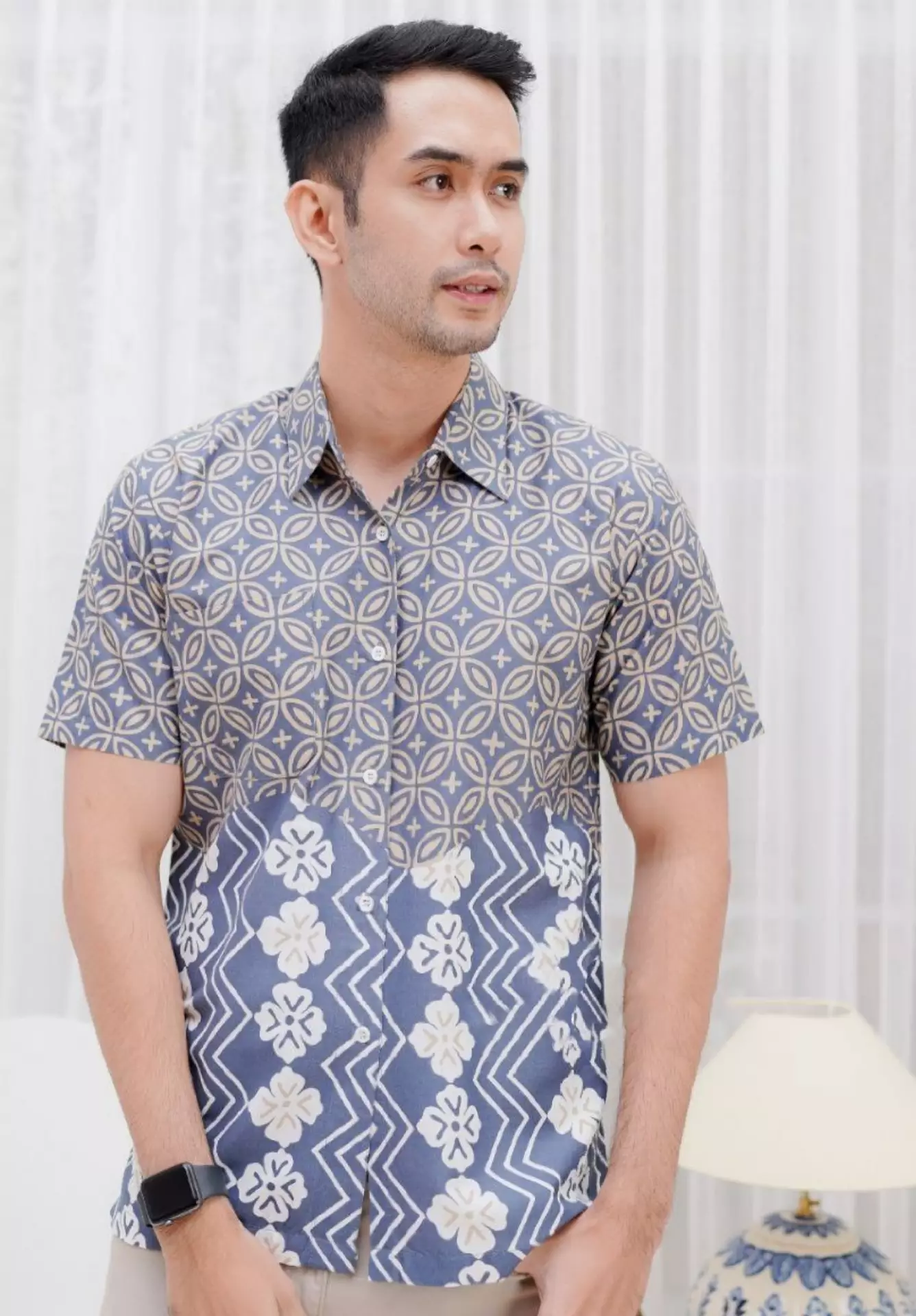 Dharmarendra Biru Kemeja Batik Pria Premium Elegant Lengan Pendek B.K