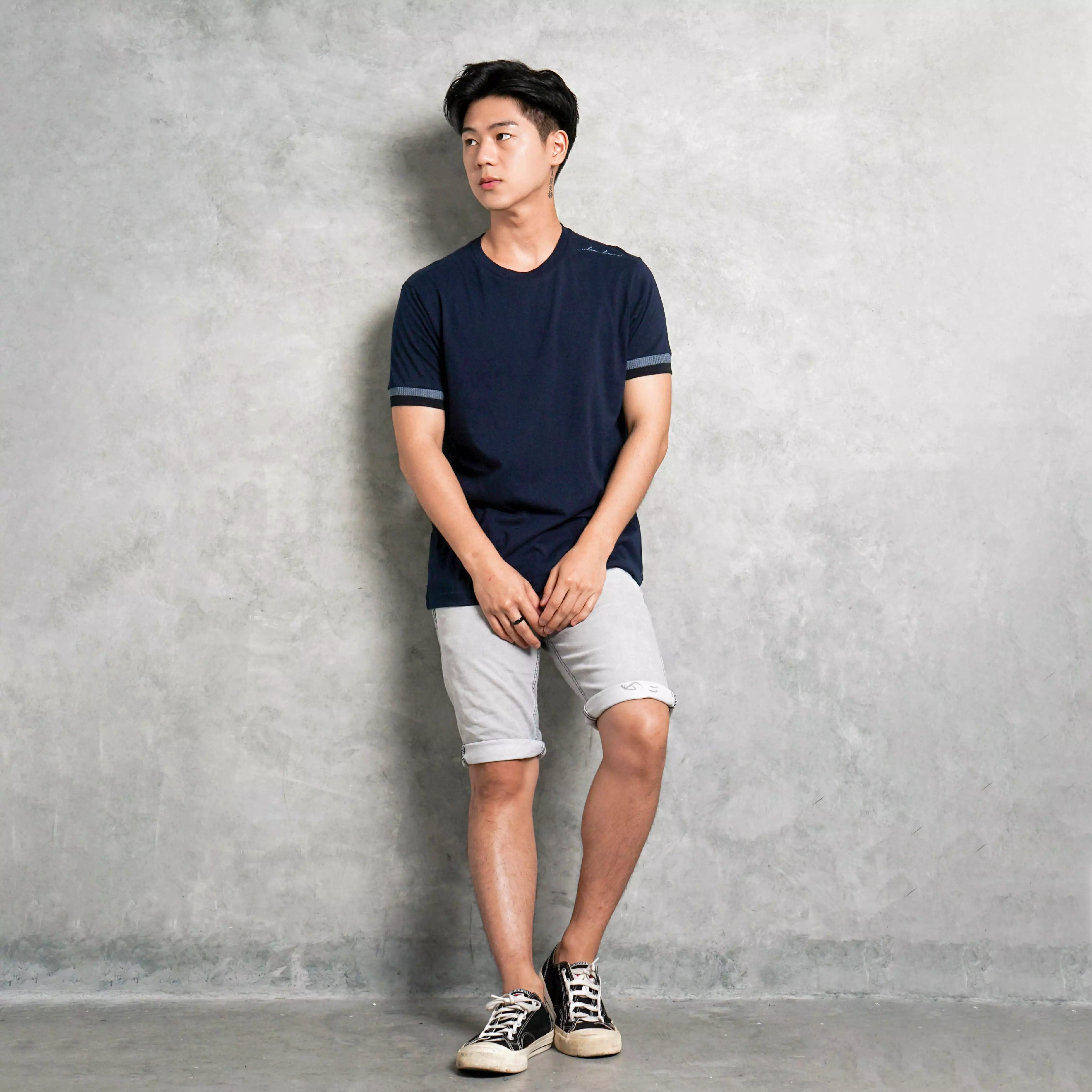 Kale T-shirt Denzel Navy Men Casual Kaos Pendek Atasan Pria Original