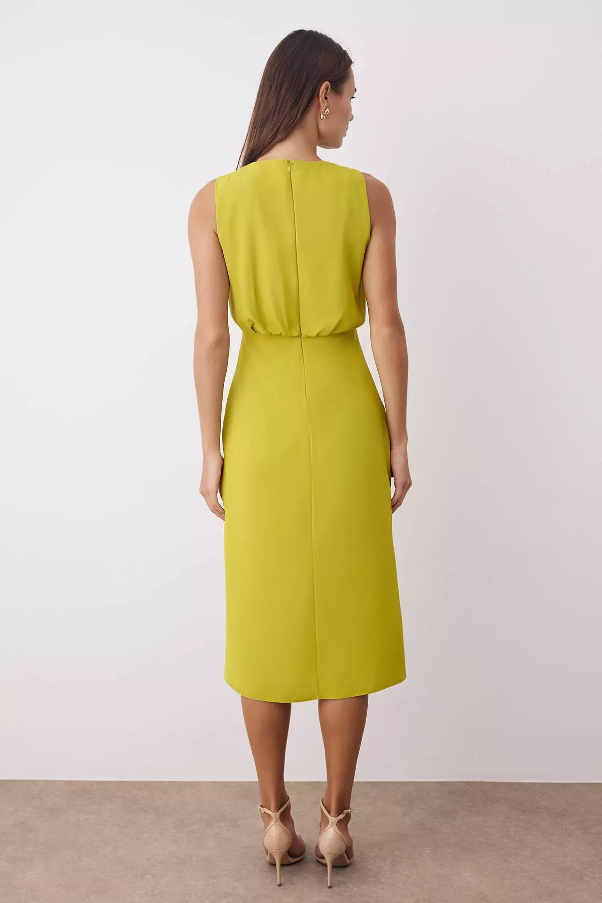 Oil Green Plain Midi Woven Dress Twoss25El00879