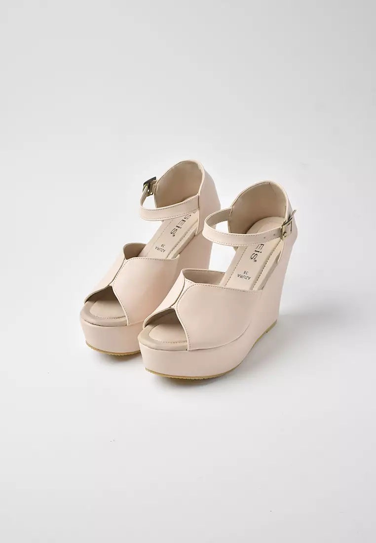 Azura womens hotsell wedges