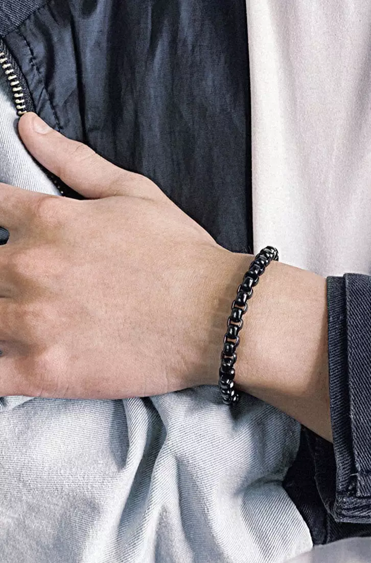 Buy YOUNIQ YOUNIQ EDDIE Men Black Titanium Steel Chain Bracelet