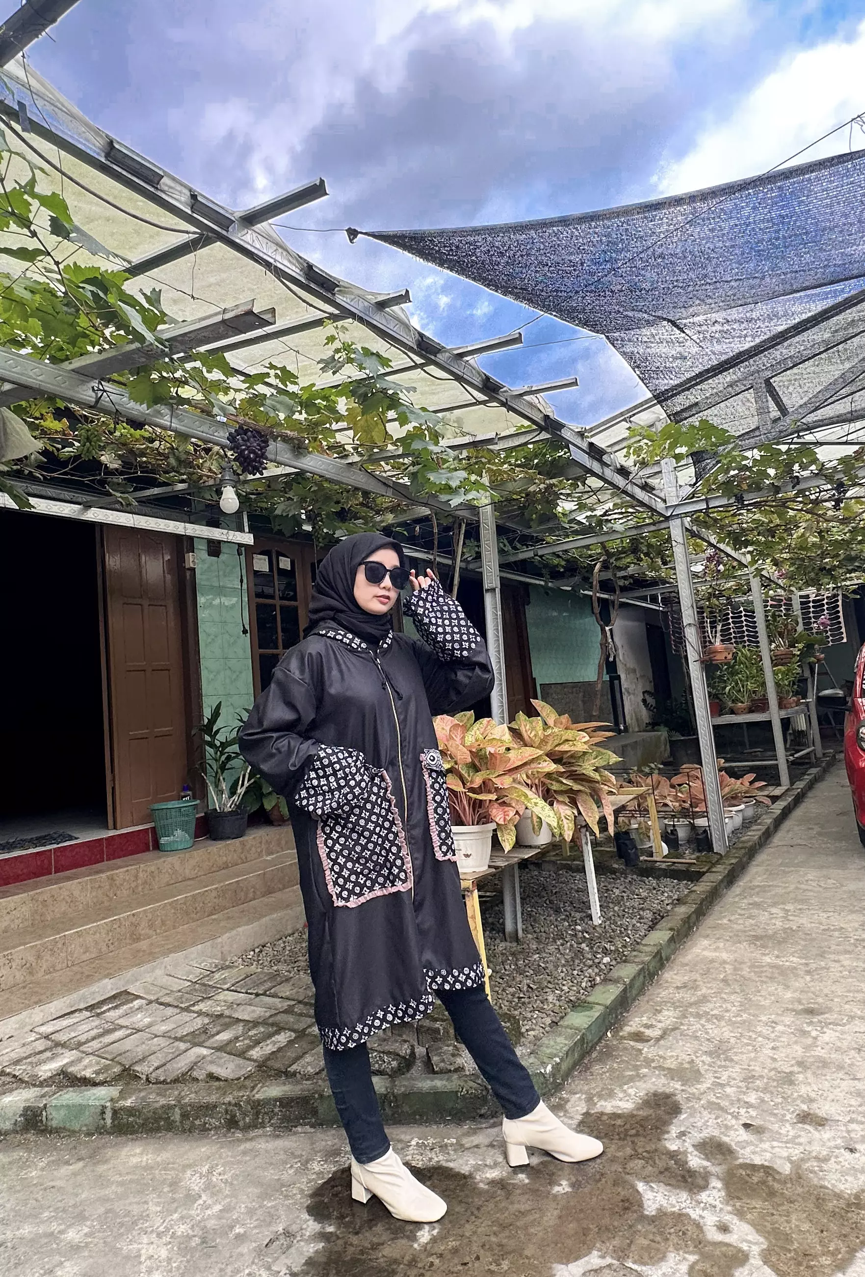 Jual Nona Batik Indonesia Fayza Jaket Hoodie Batik Original 2023 | ZALORA  Indonesia ®