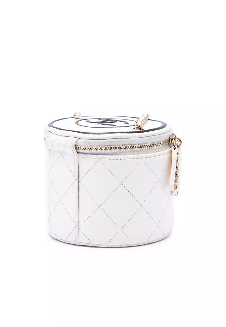 Pre-Loved Chanel Quilted Lambskin Chain And Charm Vanity Case