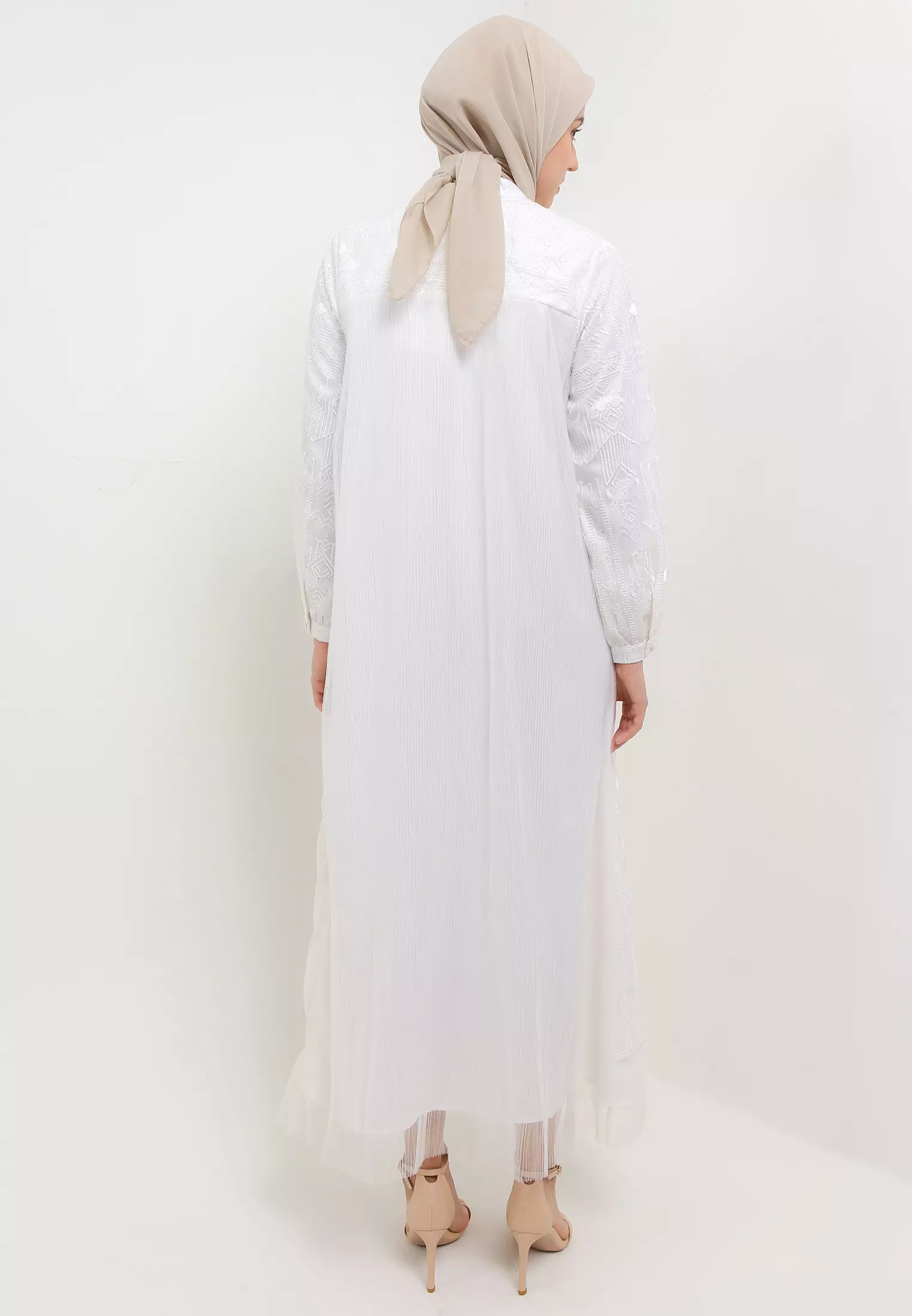 MFMW Albinoeri Dress Gamis Brukat Broken White