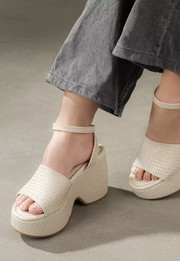 Women's Darcy Woven Wedge Sandals