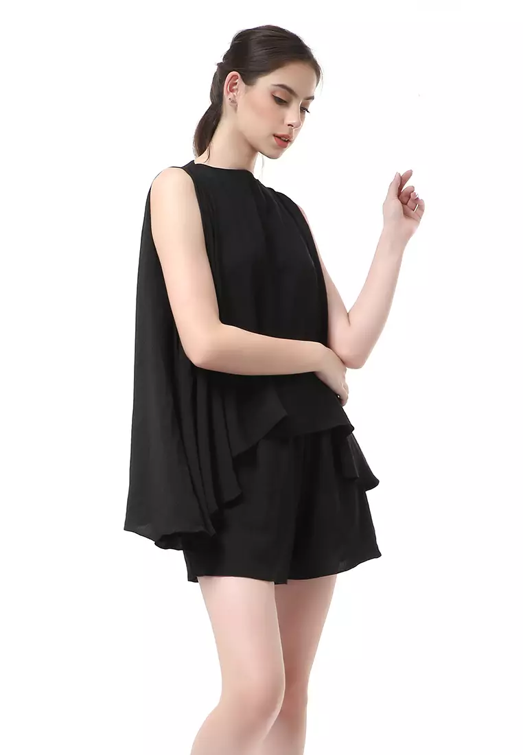Nayra One Set Setelan Wanita Sleeveless Blouse with Short Pants Plain Motive Material Crepe Crinkle ORIGINAL - Black