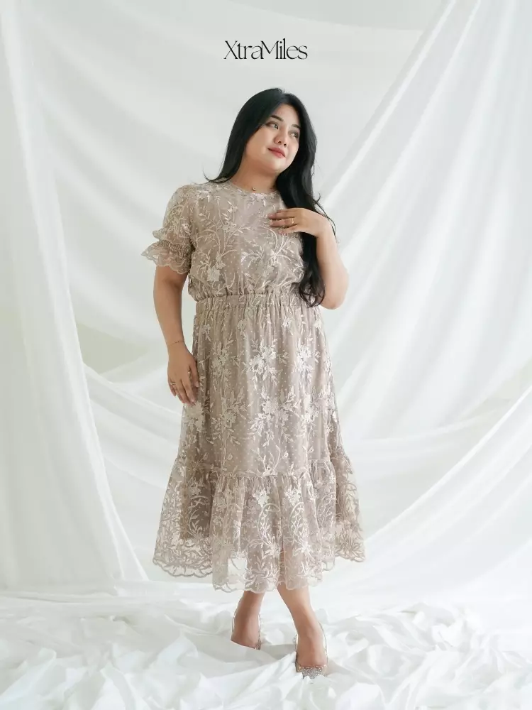 xtramiles Ladies dress isaurelle dress vol 2 taupe