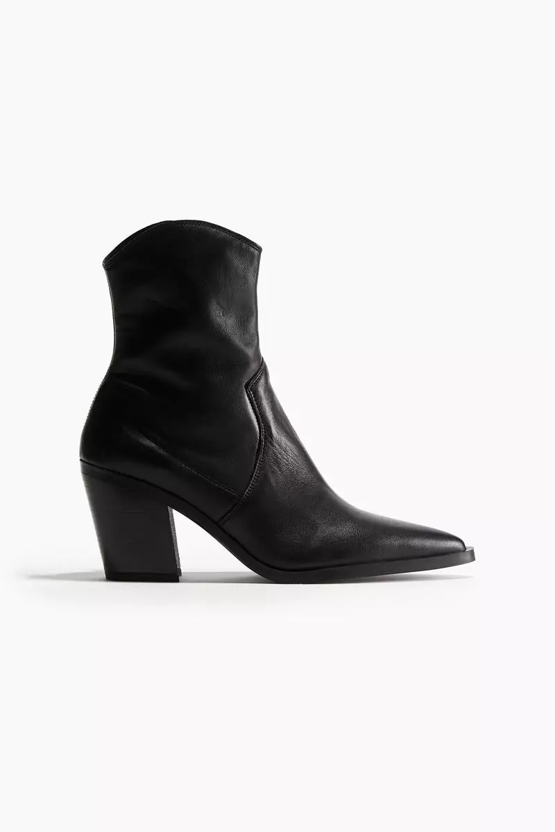 Discount on H&M  shoes - SKU: Cowboy boots