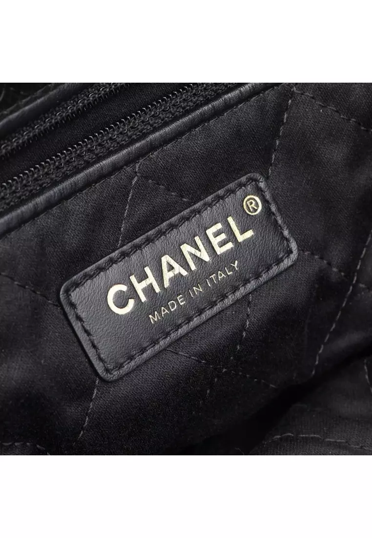 Pre-Loved Chanel chanel 22 Backpack knapsack leather black gold hardware