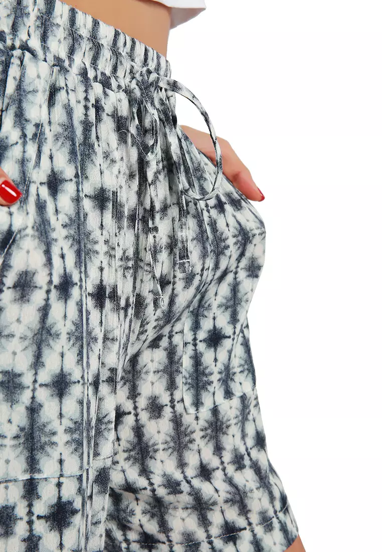 Black Print Comfy Drawstring shorts