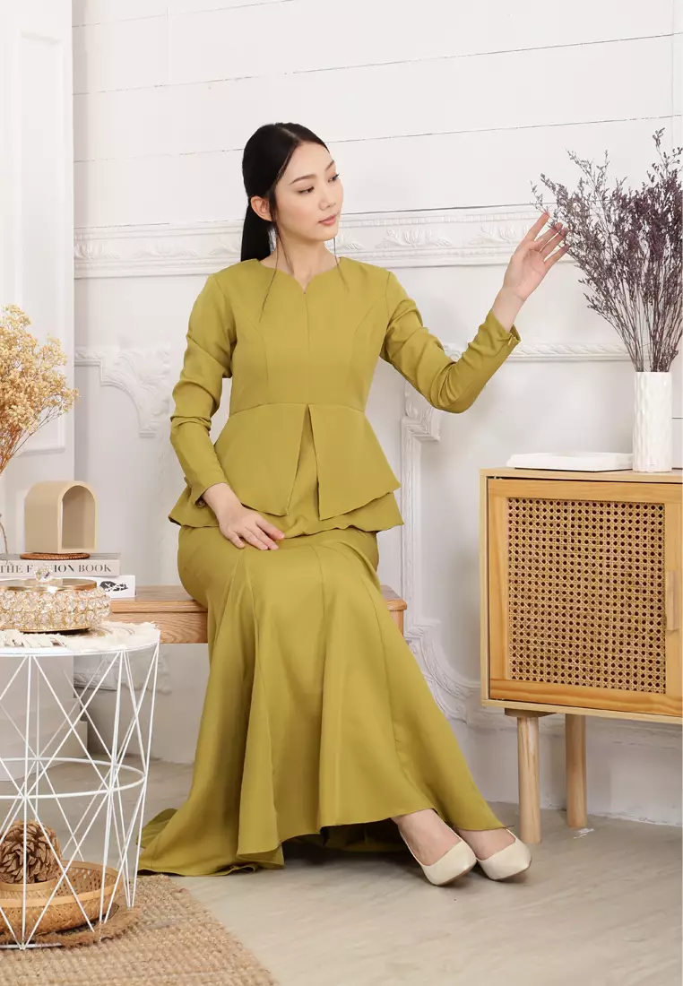 Serena Kurung Modern in Olive Gold