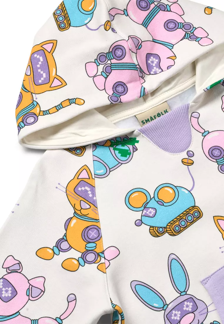 Macoun hoodie with robot pets